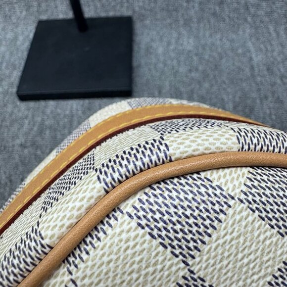 Louis Vuitton Boite Chapeau Souple Daimer Azur Shoulder Bag fbcco1175-102225 - Picture 9 of 14